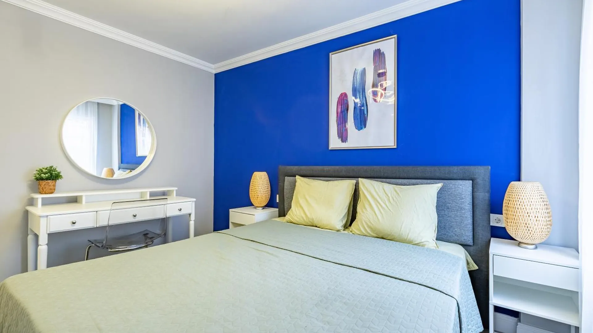 Balat Apartments-Orange And Blue Стамбул